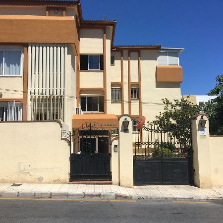 Malagadevacaciones - La Casa De Enka Apartment Luaran gambar